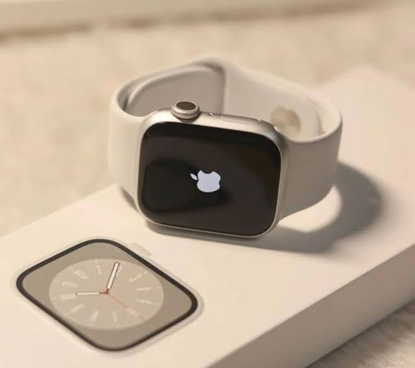 Apple logo series9 smart watch